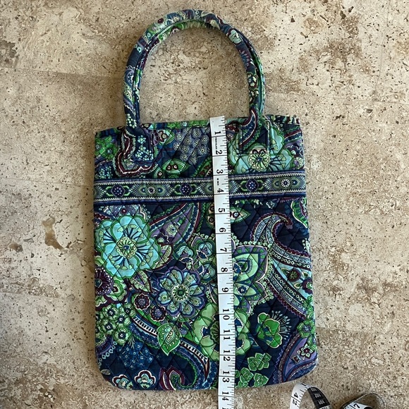 Vera Bradley Paisley Retired Blue Rhapsody Quilted MediumTote - Picture 11 of 11